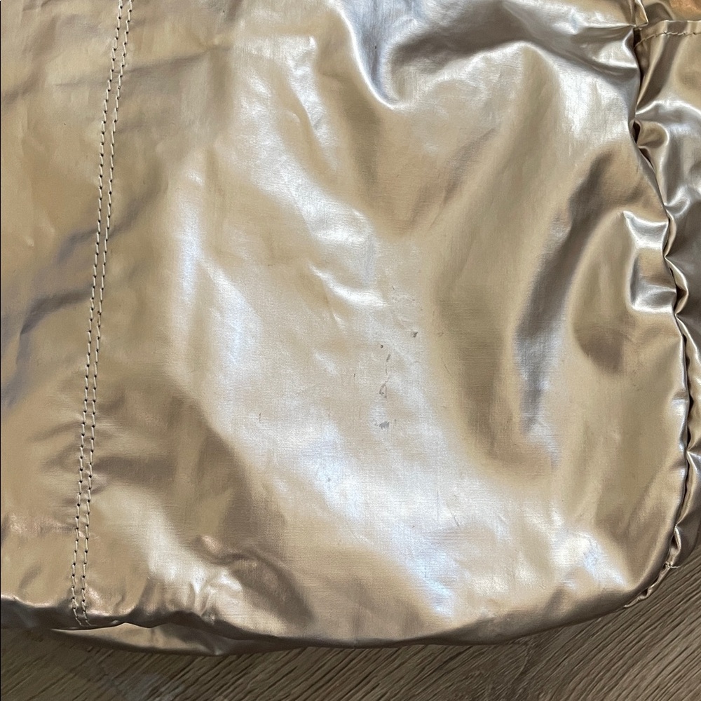 Jack Gomme Levant Tote Bag Champagne Metallic Shoulder Bag Travel Lightweight - Picture 6 of 12